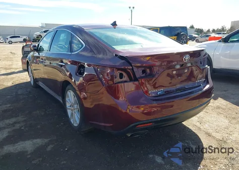 2015 Toyota Avalon Limited z USA, uszkodzony, nr VIN 4T1BK1EB8FU174527